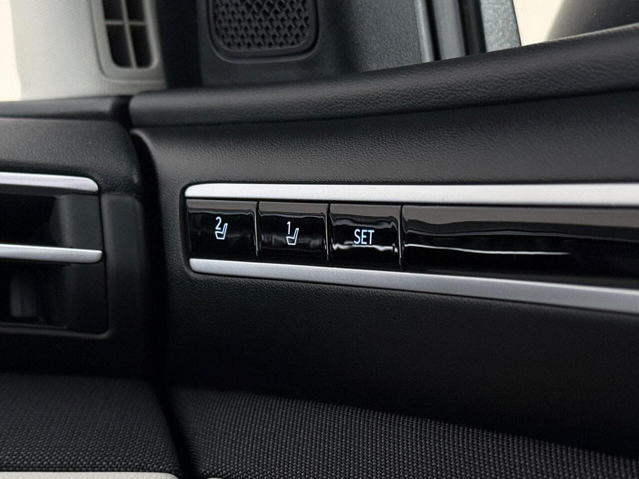 Hyundai TUCSON thumbnail Misc Controls