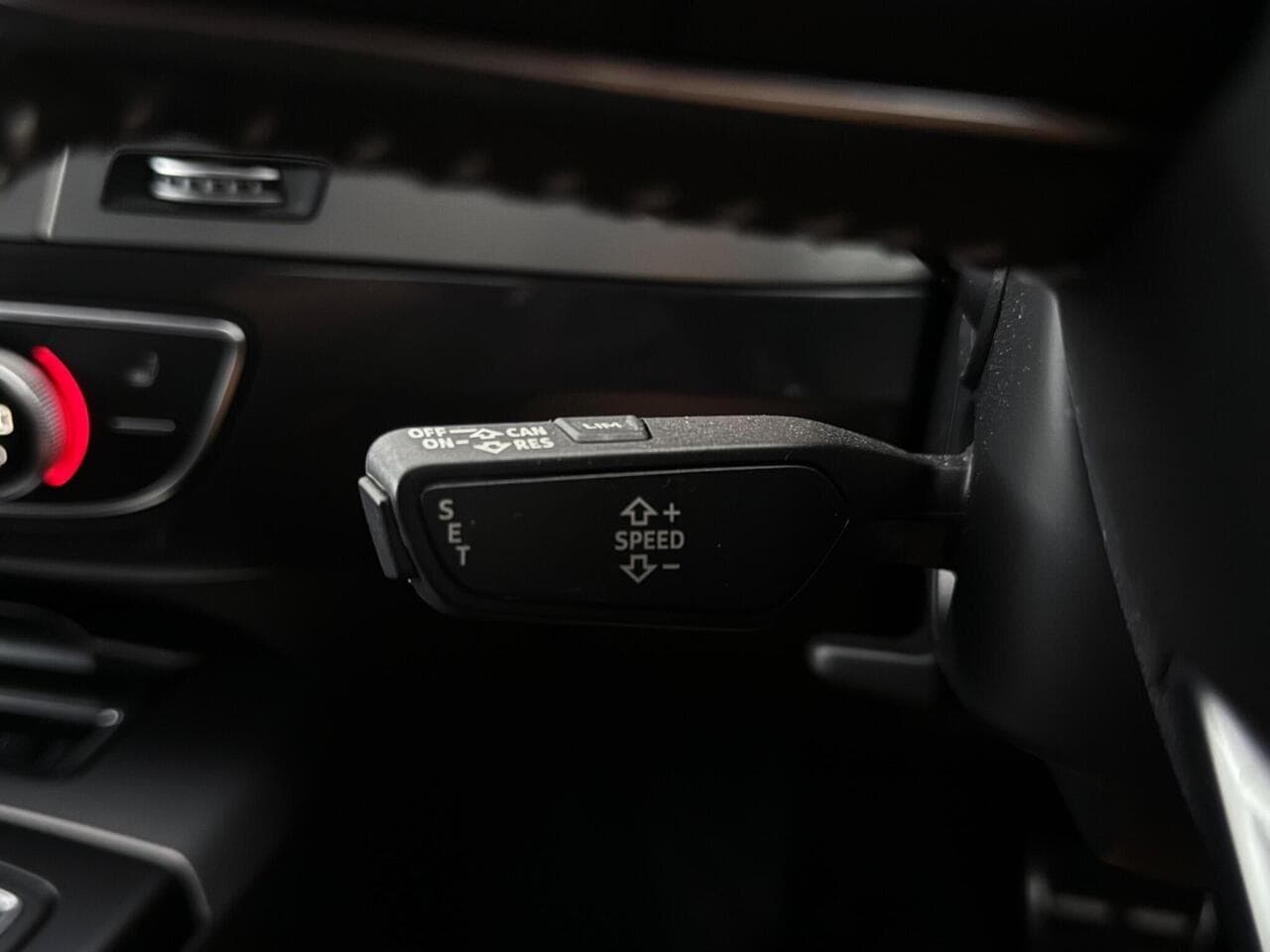 Audi Q7 thumbnail Misc Controls