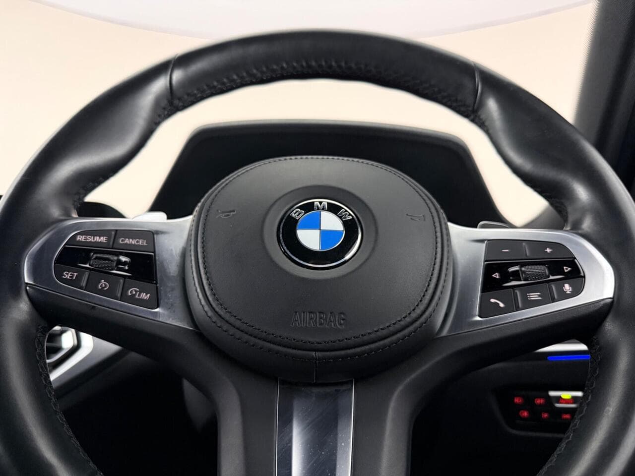 BMW 3 Series thumbnail Steering Wheel