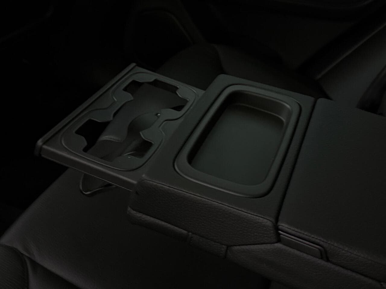 Volvo XC60 thumbnail Misc Controls