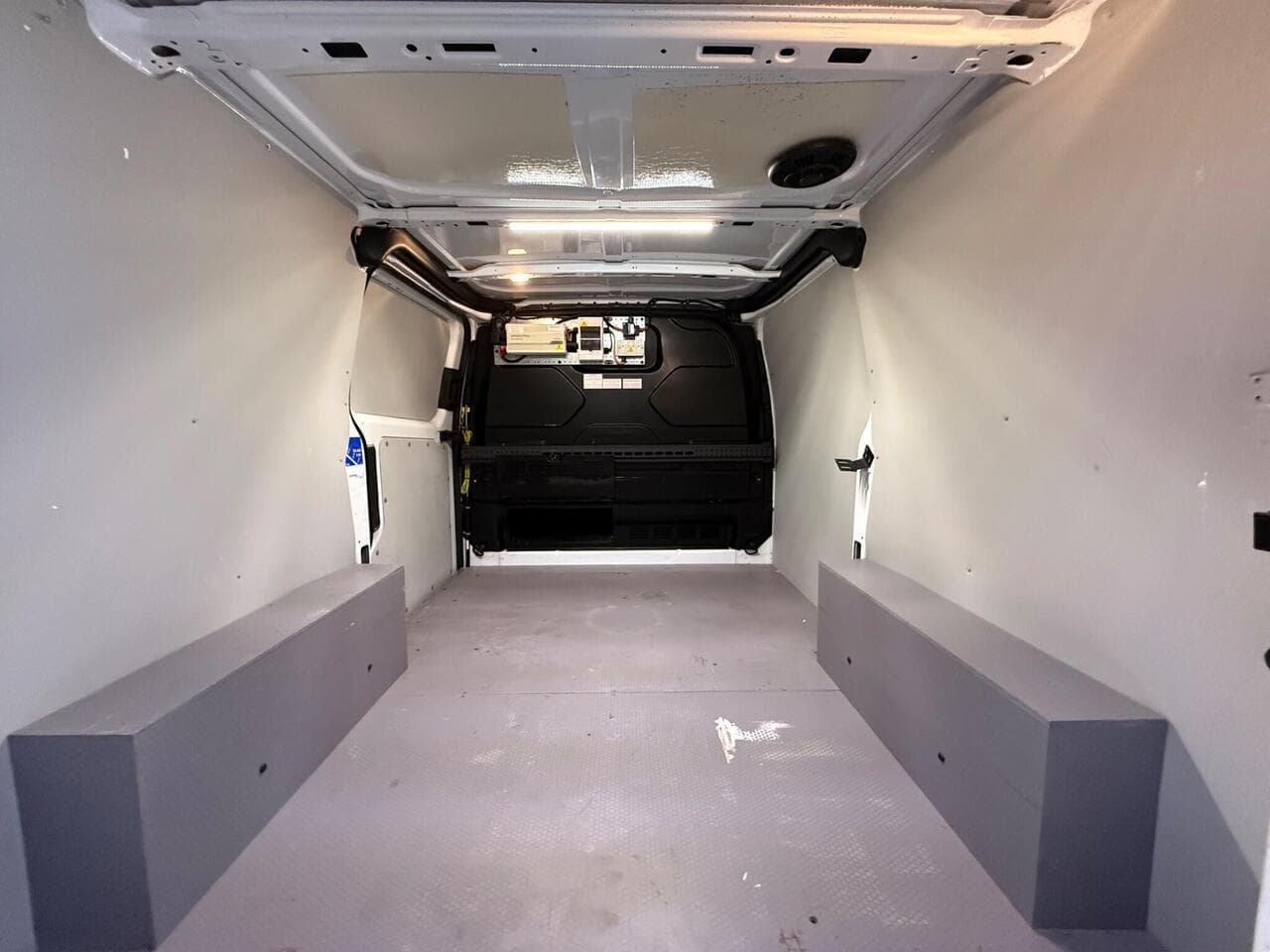 Ford Transit Custom thumbnail Cargo Space