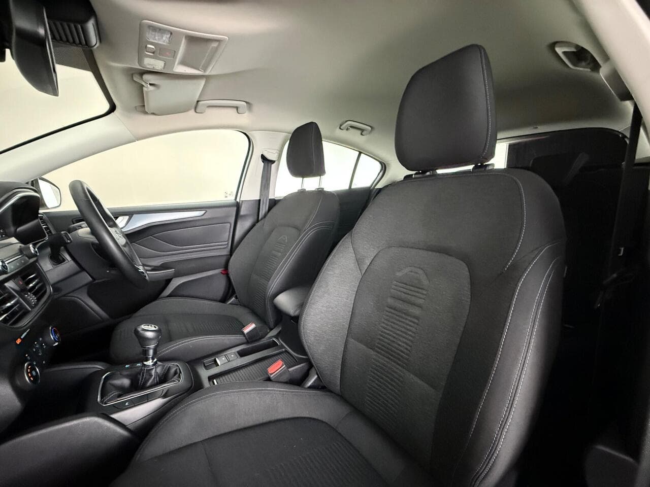 Ford Focus thumbnail Seat Front Passenger