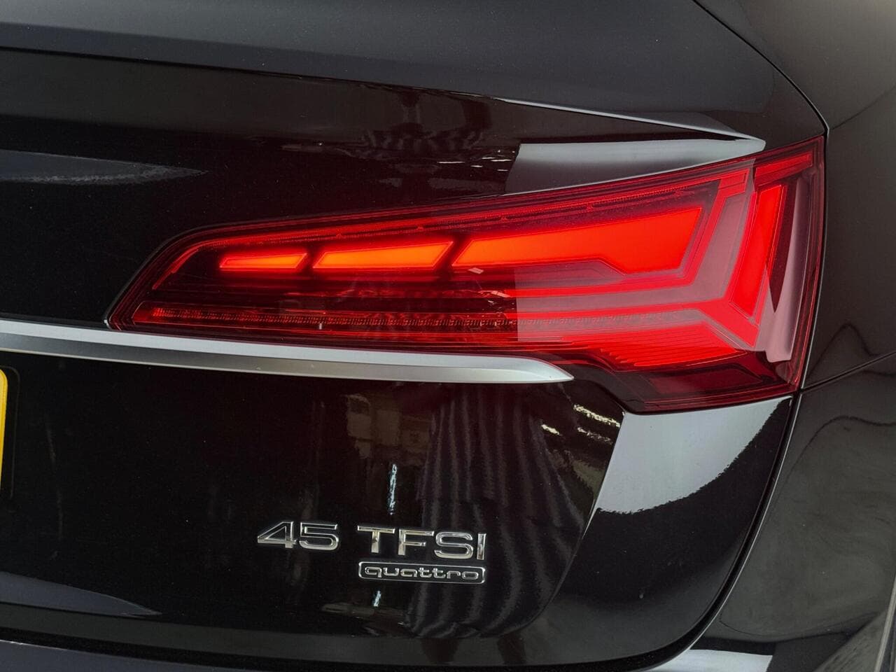 Audi Q5 thumbnail Lights Rear