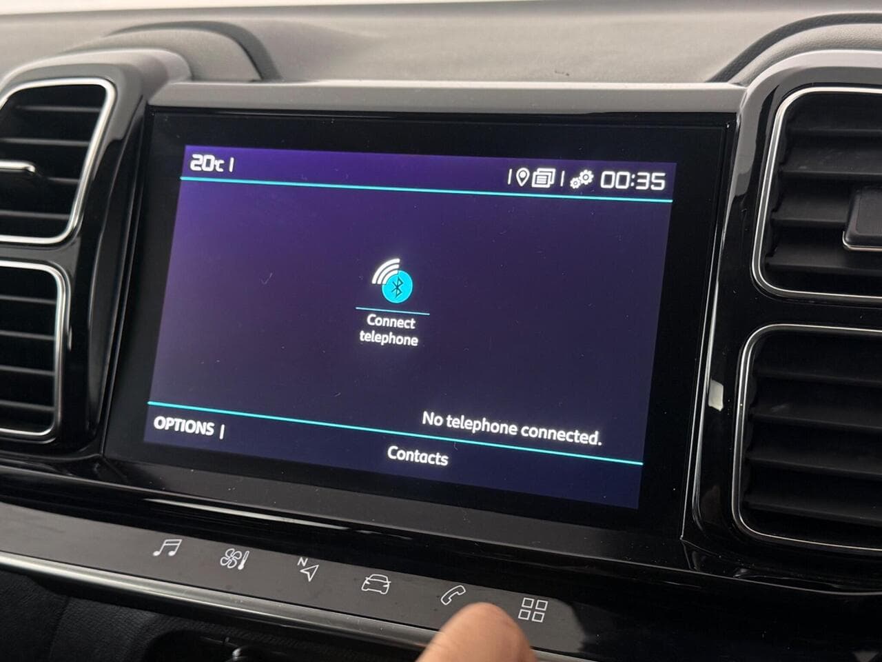 Citroen C5 Aircross thumbnail Infotainment System
