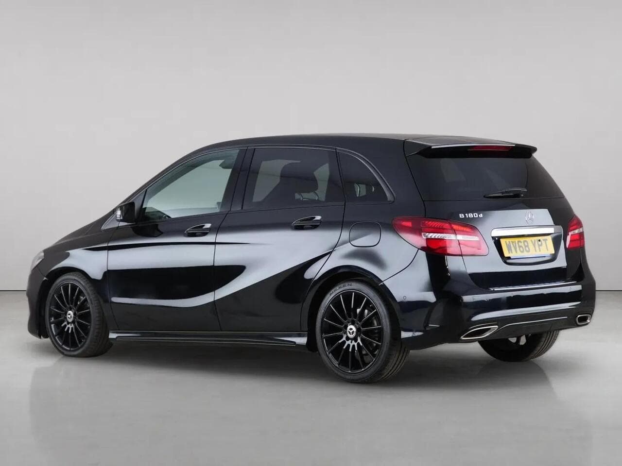 Mercedes-Benz B Class thumbnail Rear Left
