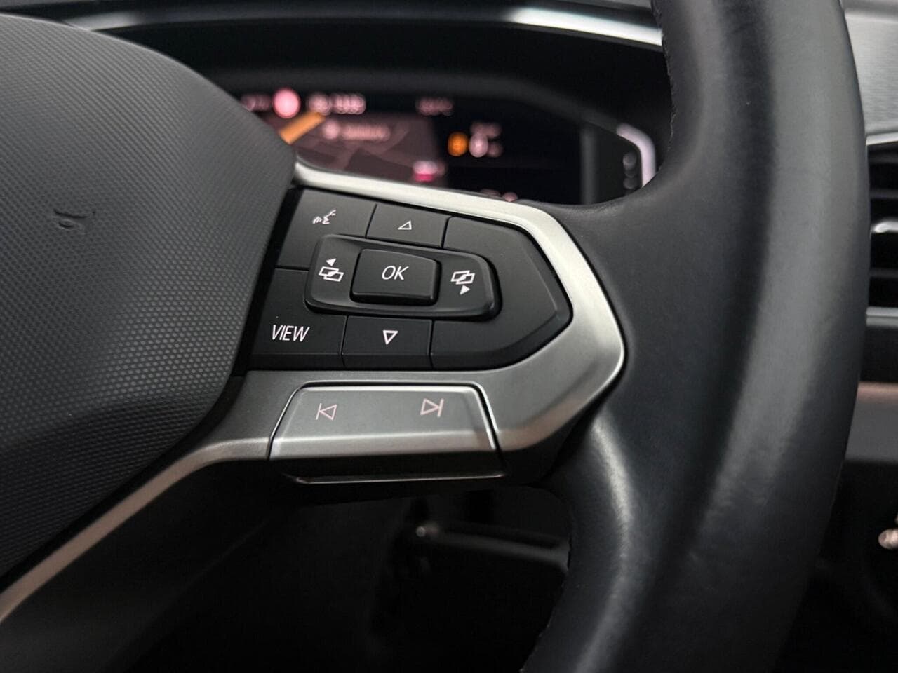 Volkswagen T-Cross thumbnail Misc Controls