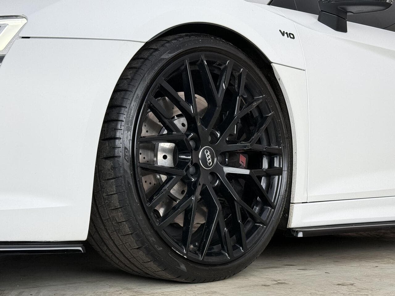 Audi R8 thumbnail Wheel