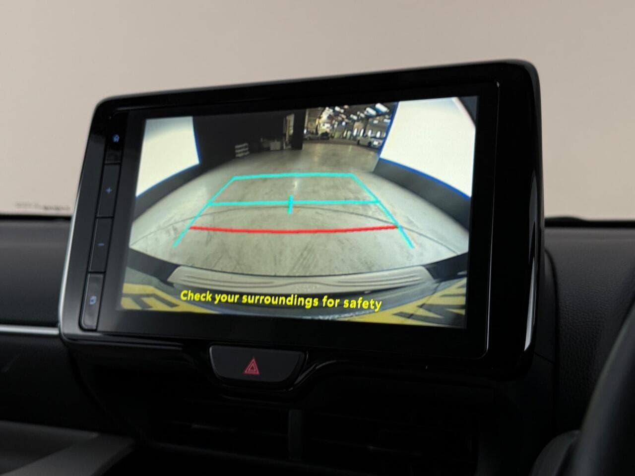 Toyota Yaris thumbnail Infotainment System