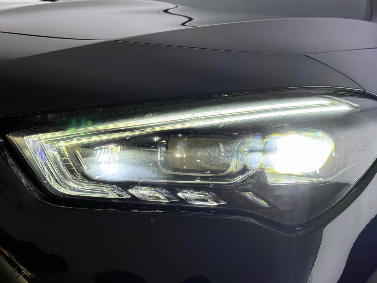 Mercedes-Benz CLA thumbnail Lights Front