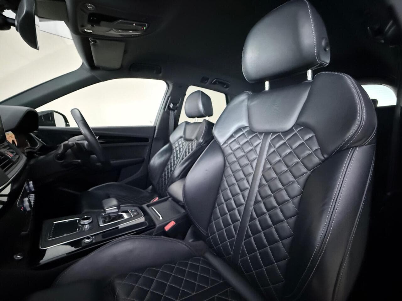 Audi Q5 thumbnail Seat Front Passenger