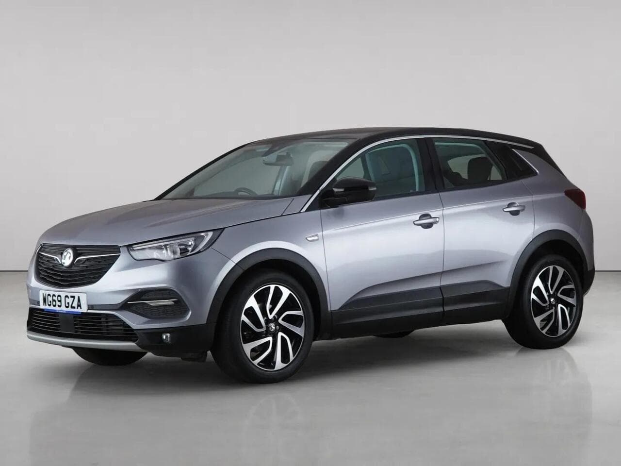 Vauxhall Grandland X thumbnail Front Left