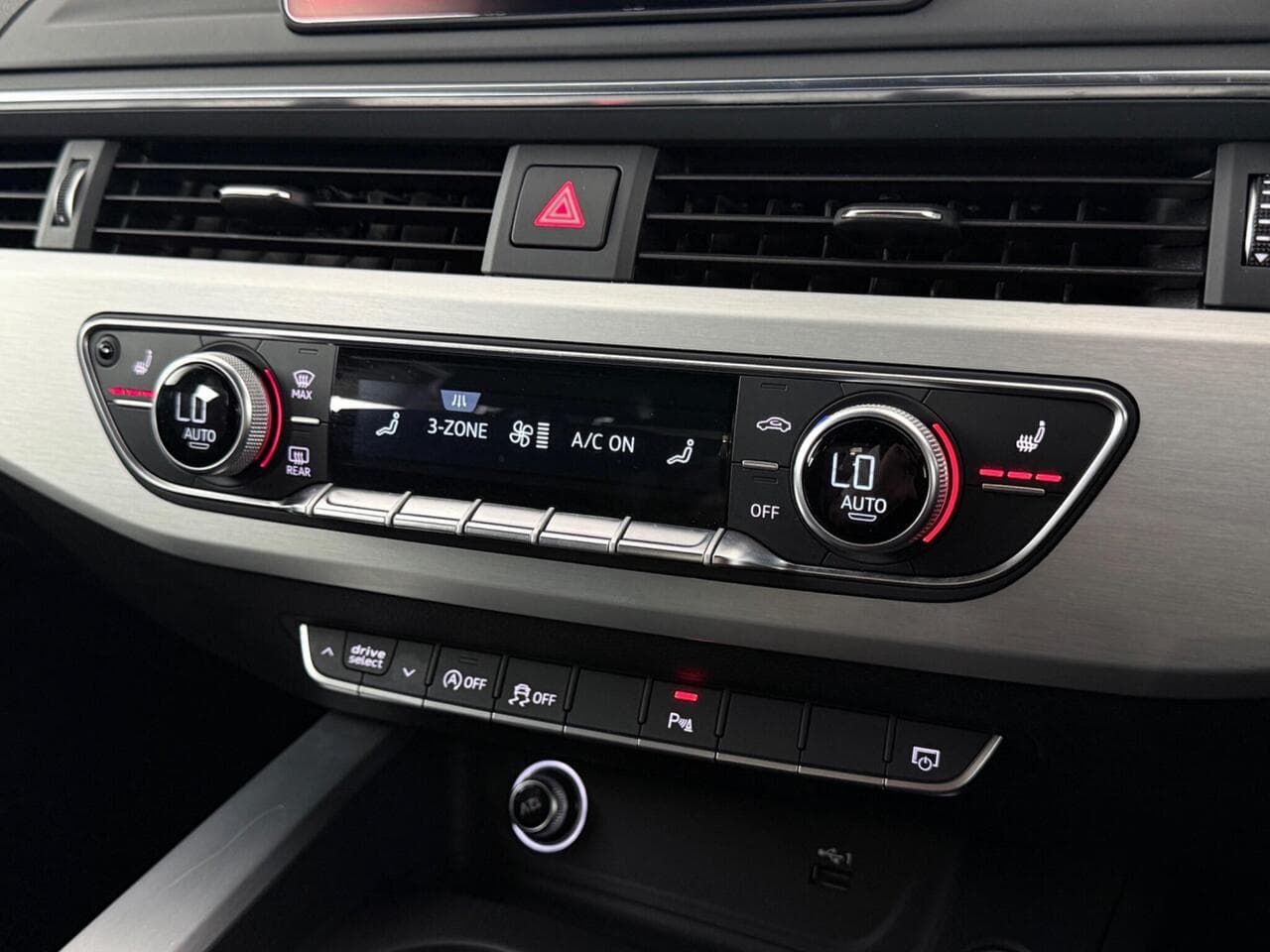 Audi A4 thumbnail Misc Controls
