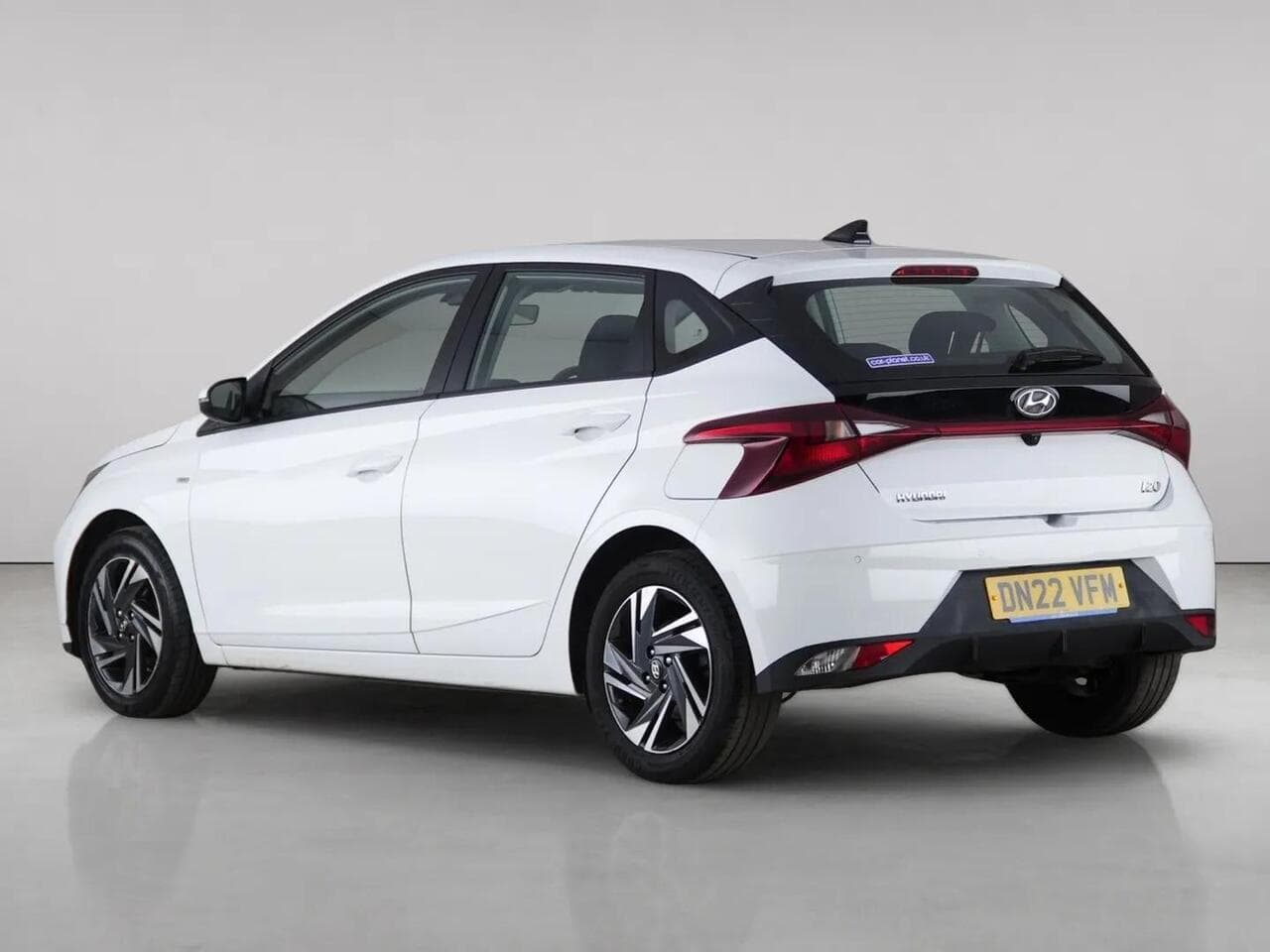 Hyundai i20 thumbnail Rear Left