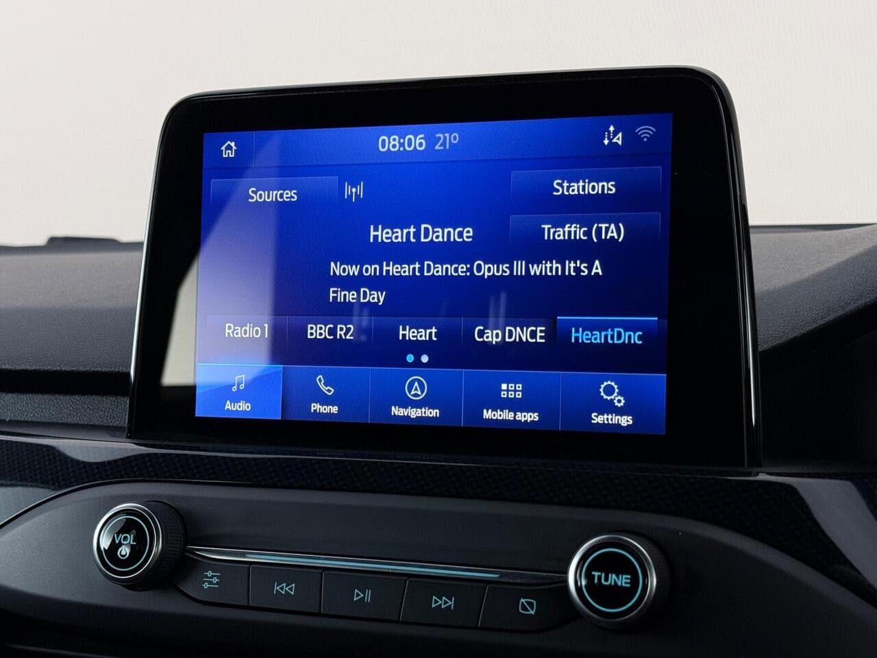 Ford Focus thumbnail Infotainment System