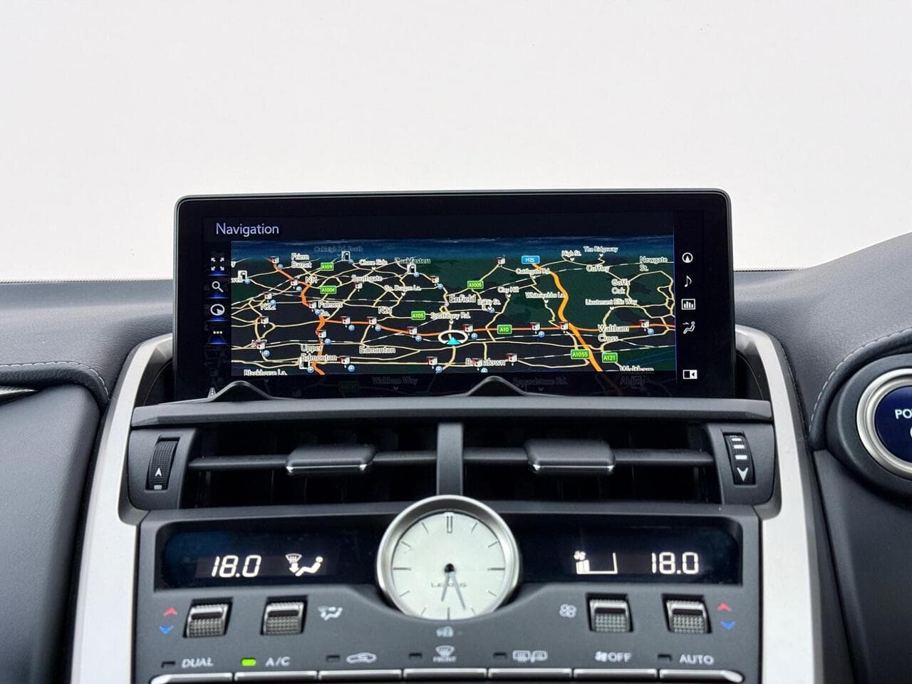 Lexus NX thumbnail Infotainment System