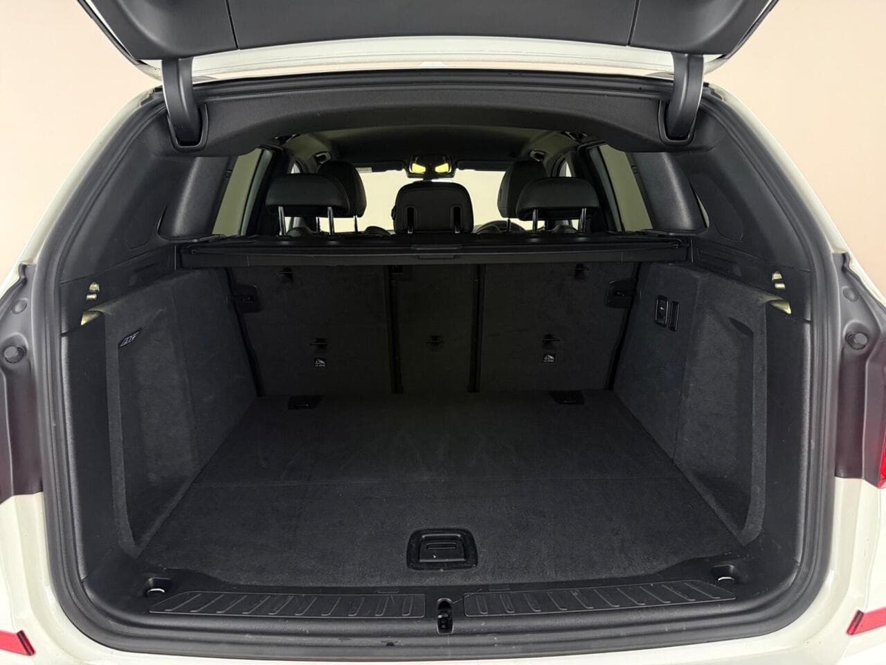 BMW X3 thumbnail Boot