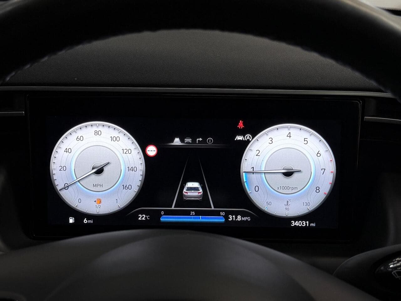 Hyundai TUCSON thumbnail Driver Instruments
