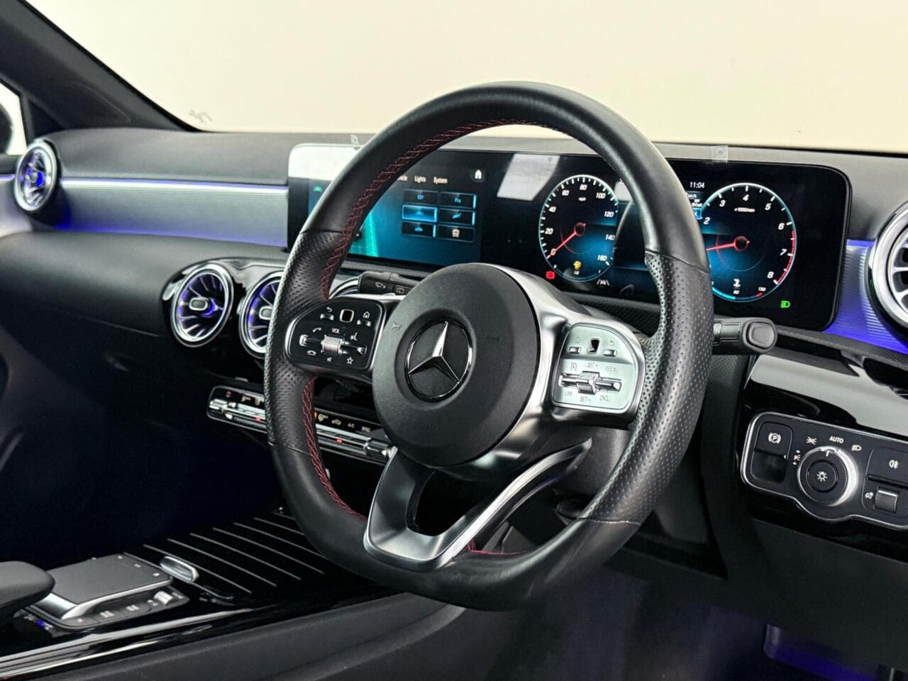 Mercedes-Benz A Class thumbnail Steering Wheel