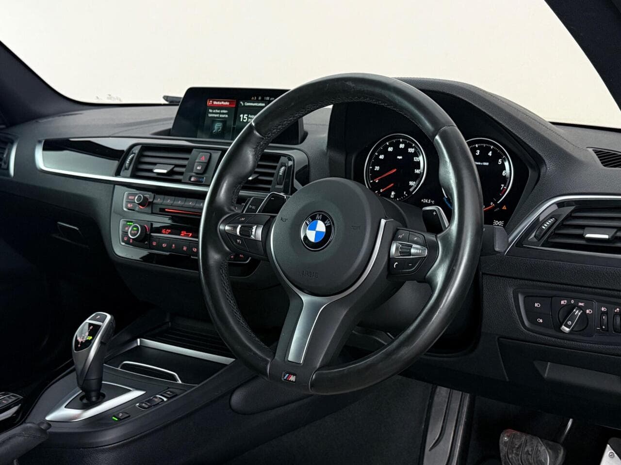 BMW 2 Series thumbnail Steering Wheel