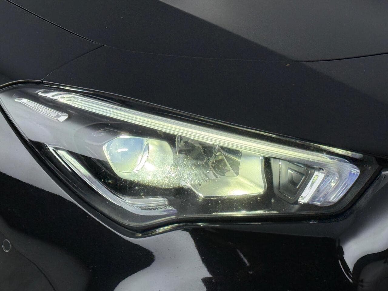 Mercedes-Benz CLA thumbnail Lights Front