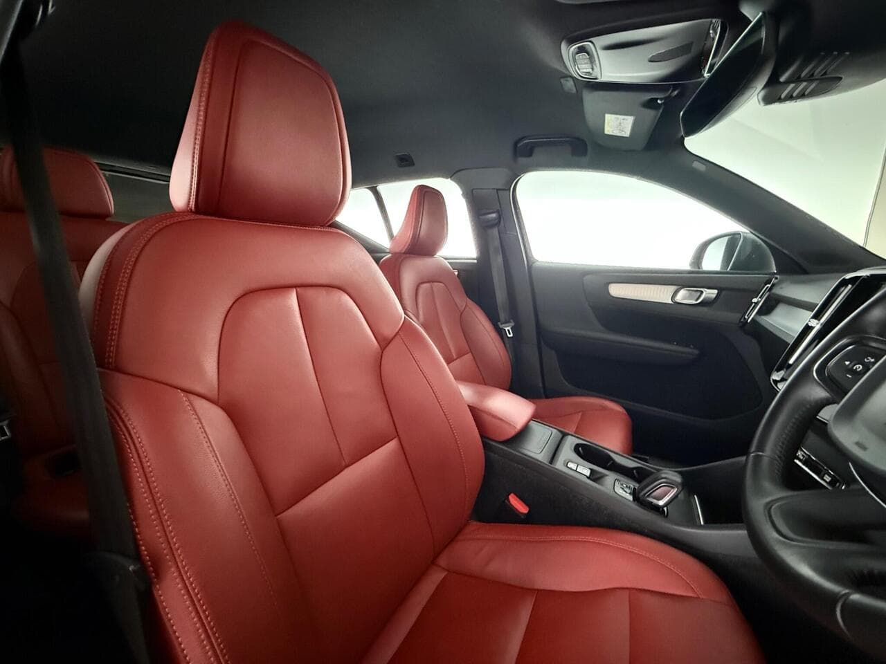 Volvo XC40 thumbnail Seat Driver