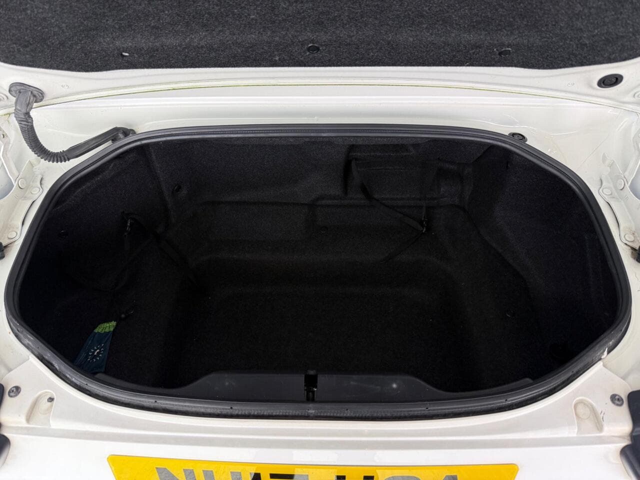 Fiat 124 Spider thumbnail Boot