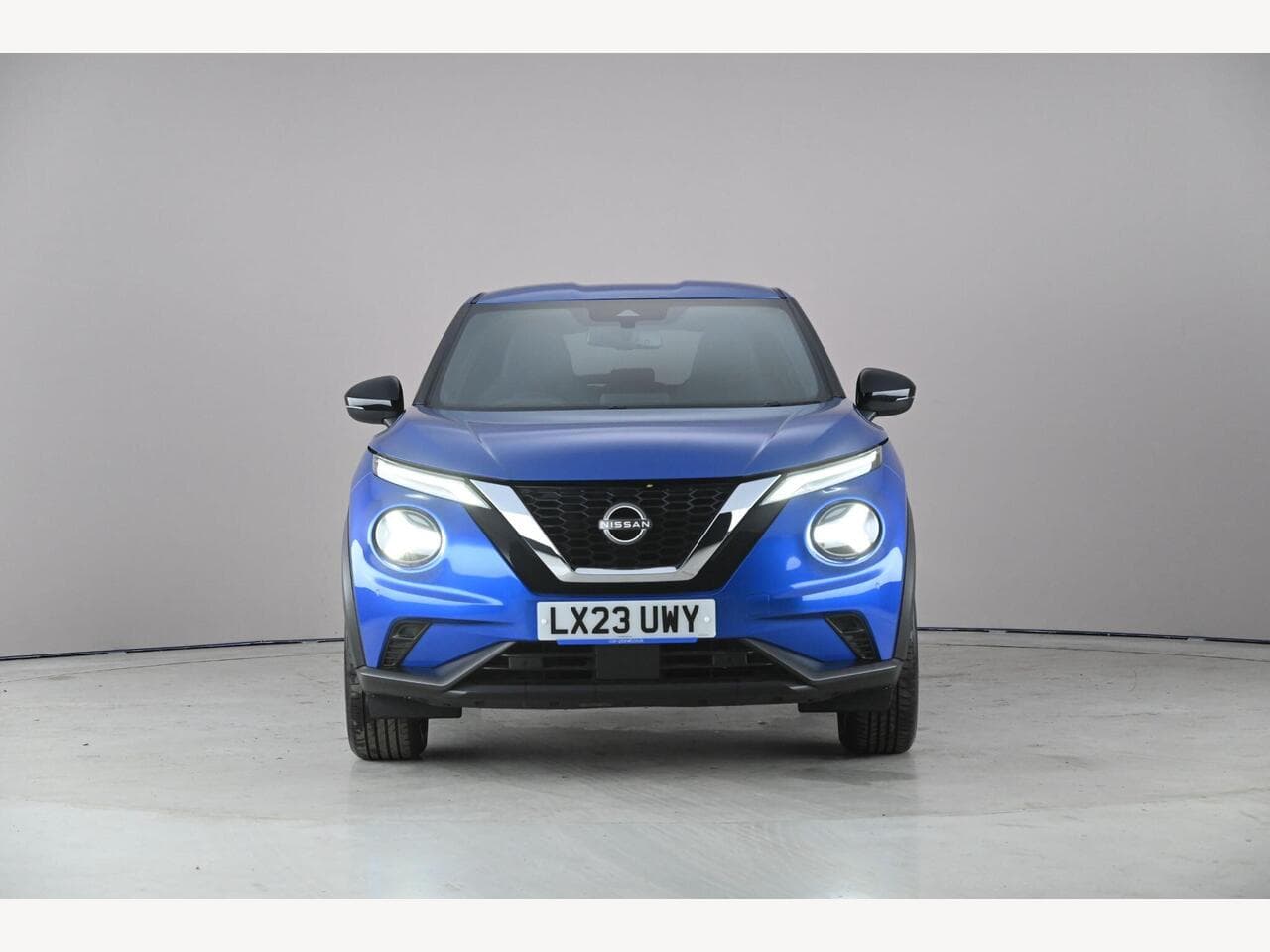 Nissan Juke thumbnail Front