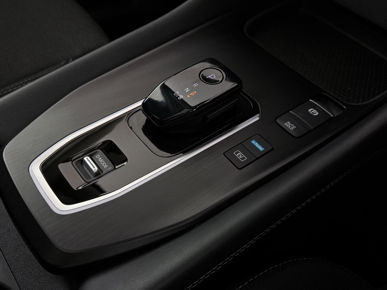 Nissan Qashqai thumbnail Misc Controls