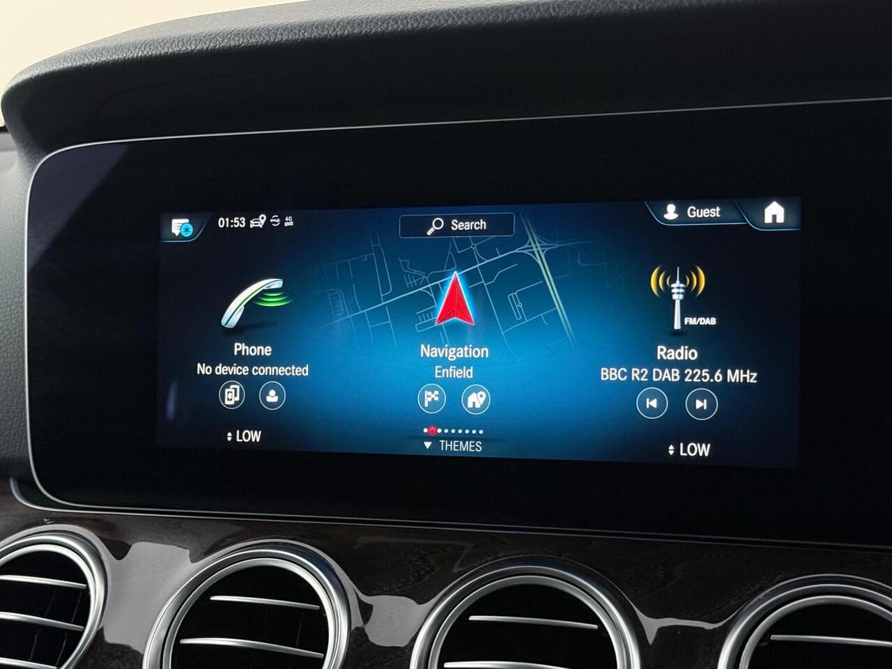 Mercedes-Benz E Class thumbnail Infotainment System
