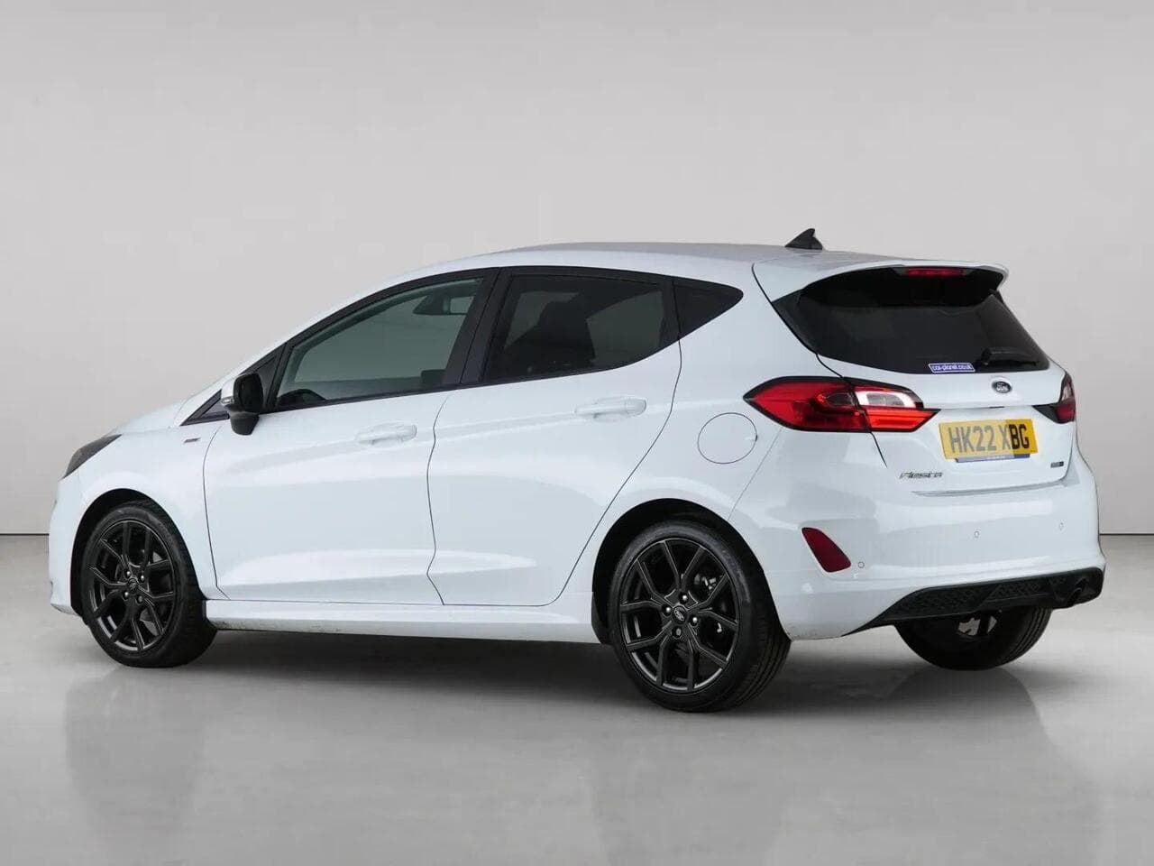 Ford Fiesta thumbnail Rear Left