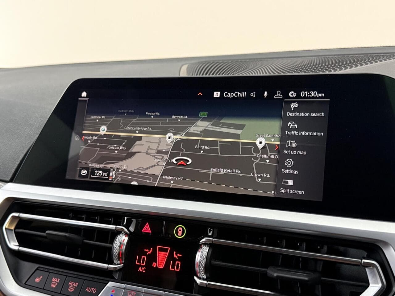 BMW 3 Series thumbnail Infotainment System