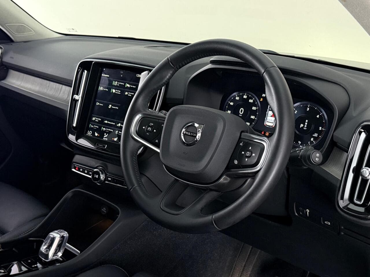Volvo XC40 thumbnail Inconclusive