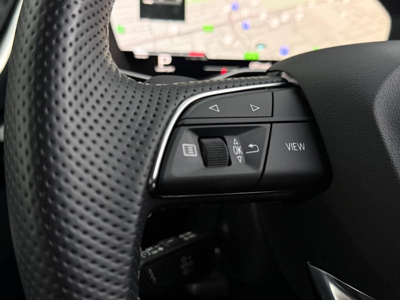 Audi Q5 thumbnail Misc Controls