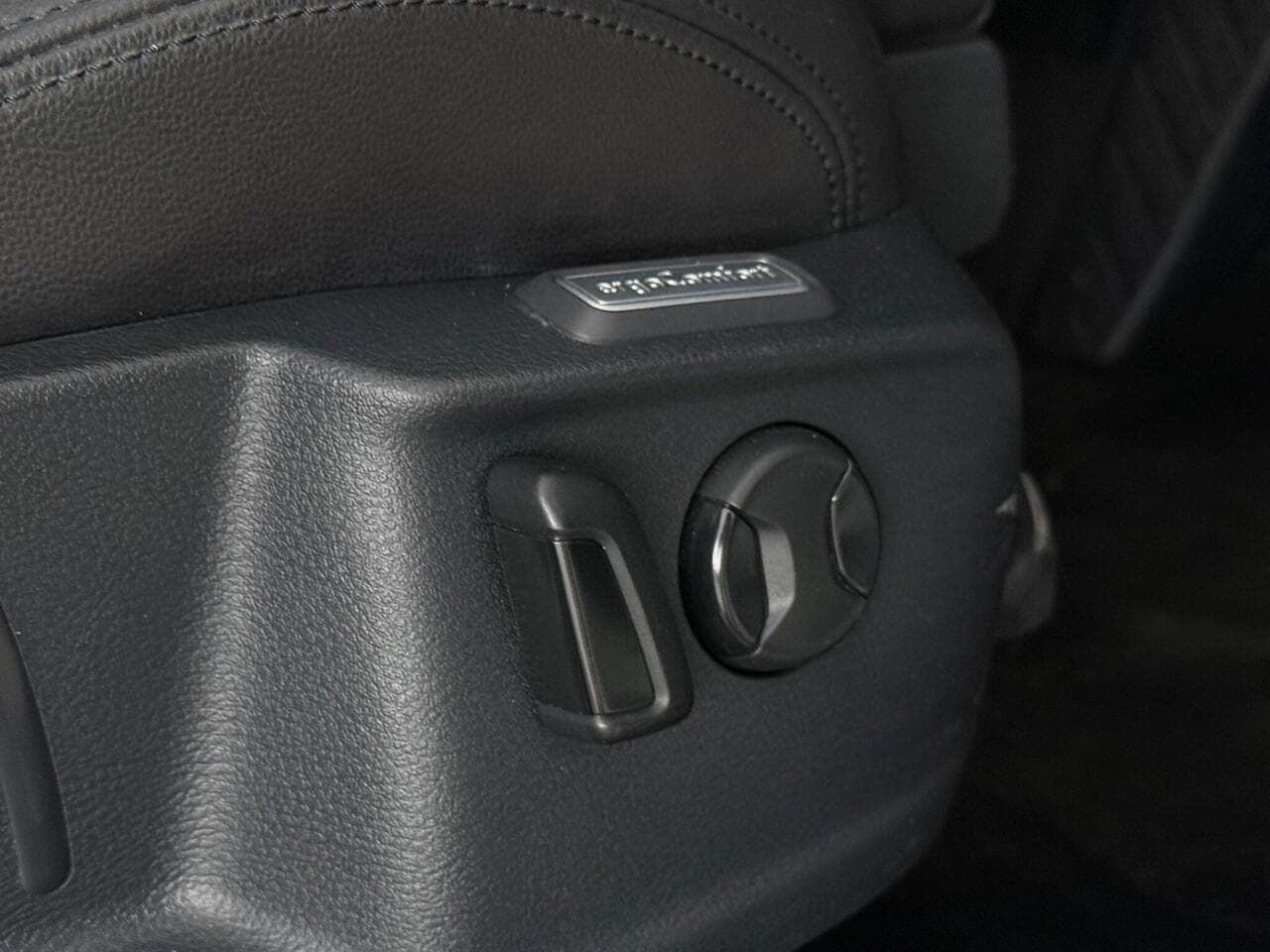 Volkswagen Passat thumbnail Misc Controls