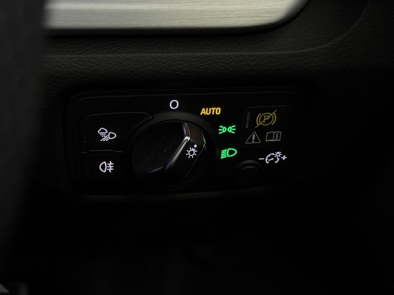 Audi A3 thumbnail Misc Controls