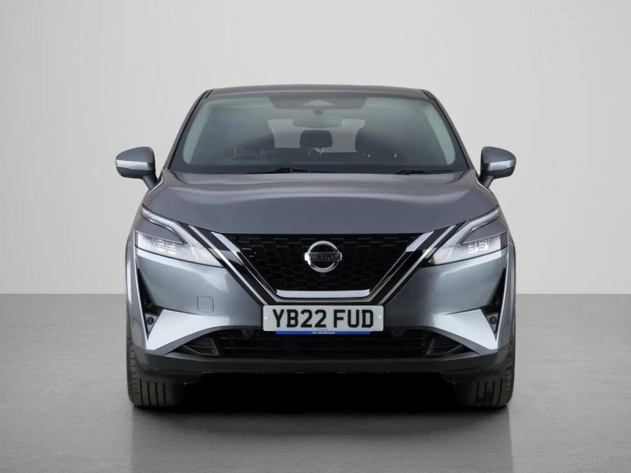 Nissan Qashqai thumbnail Front
