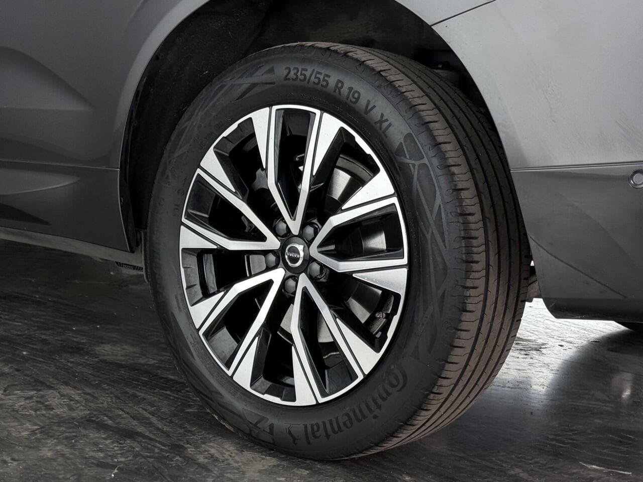 Volvo XC60 thumbnail Wheel