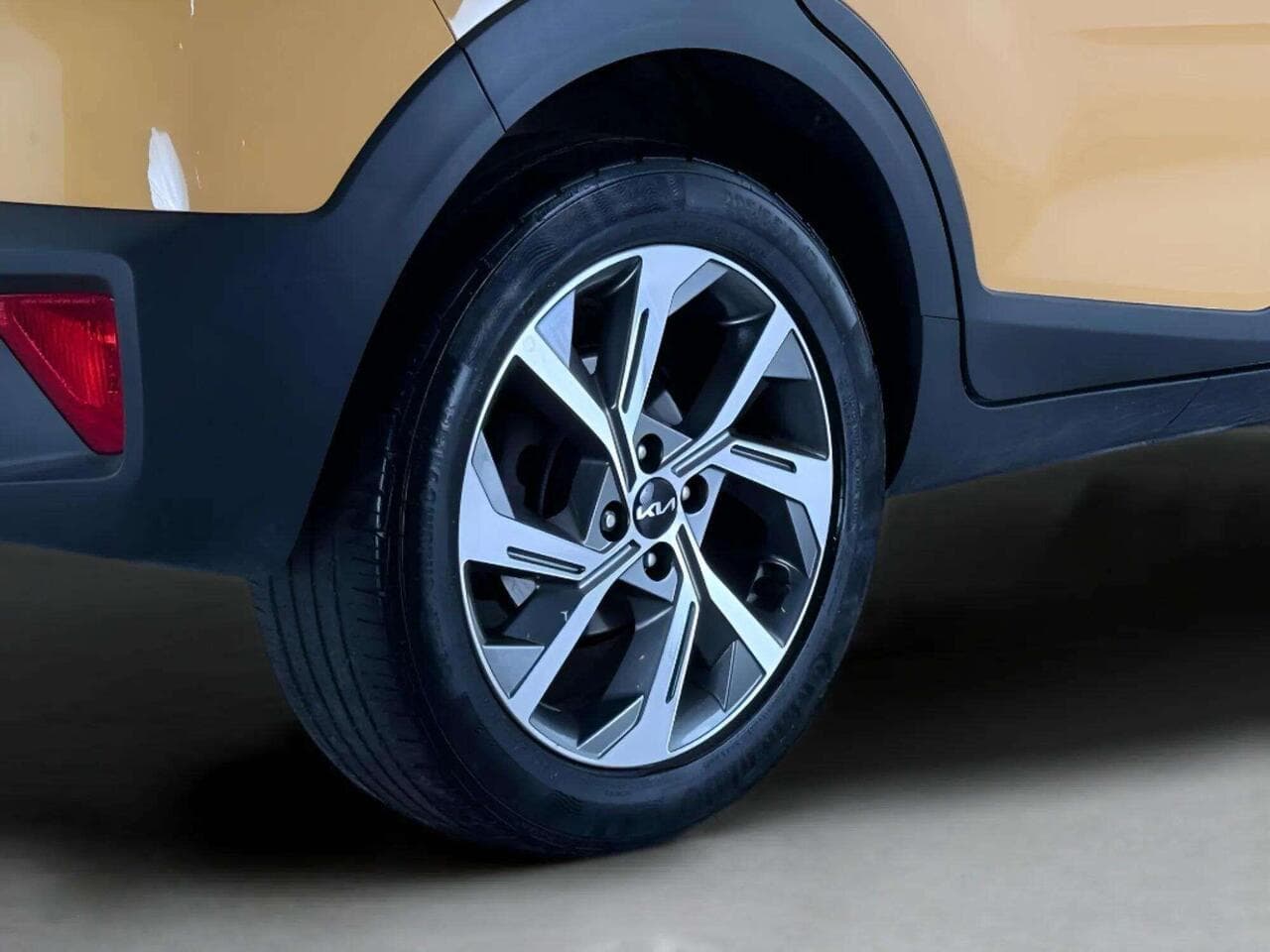 Kia Stonic thumbnail Wheel