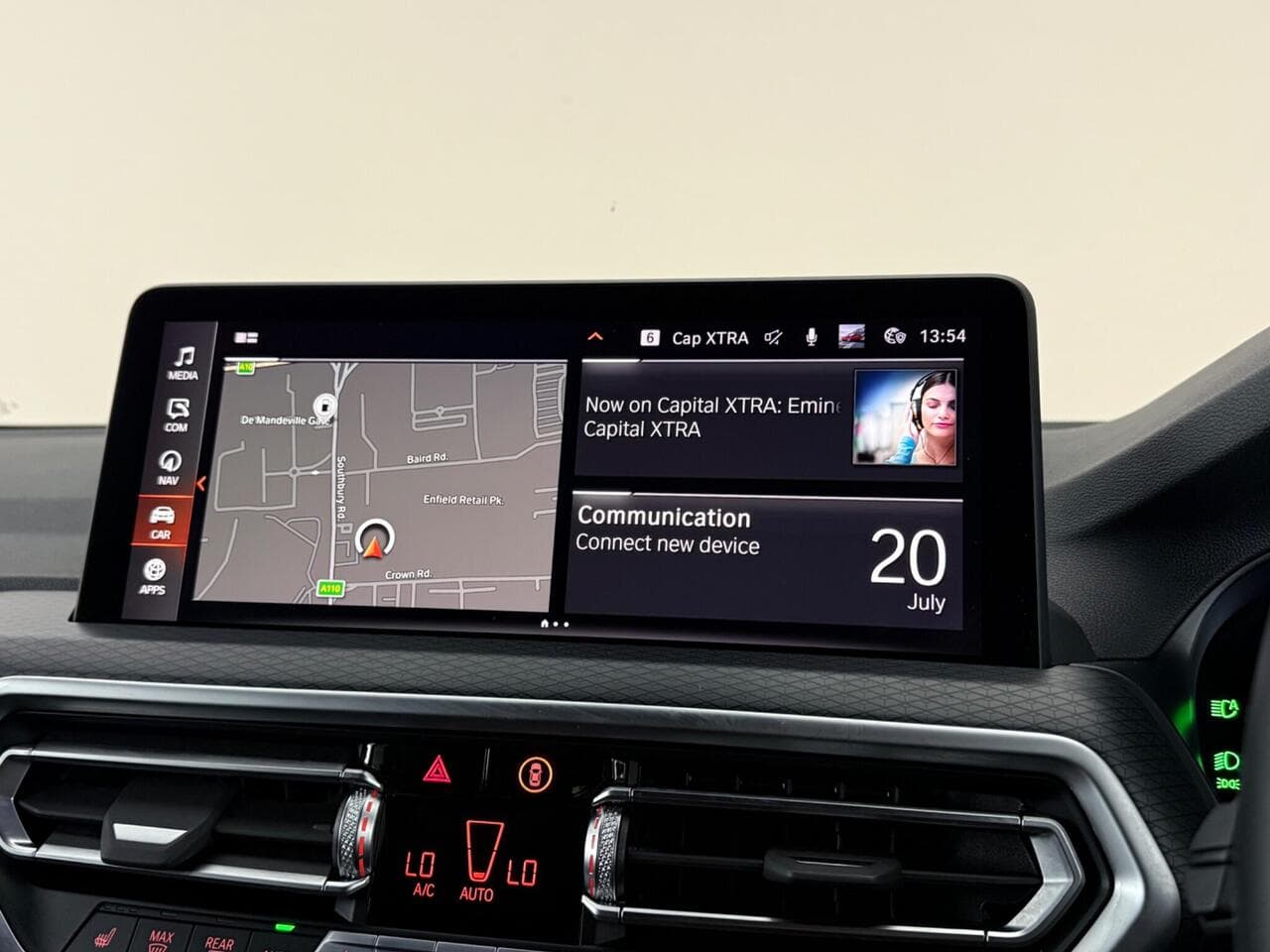 BMW X3 thumbnail Infotainment System