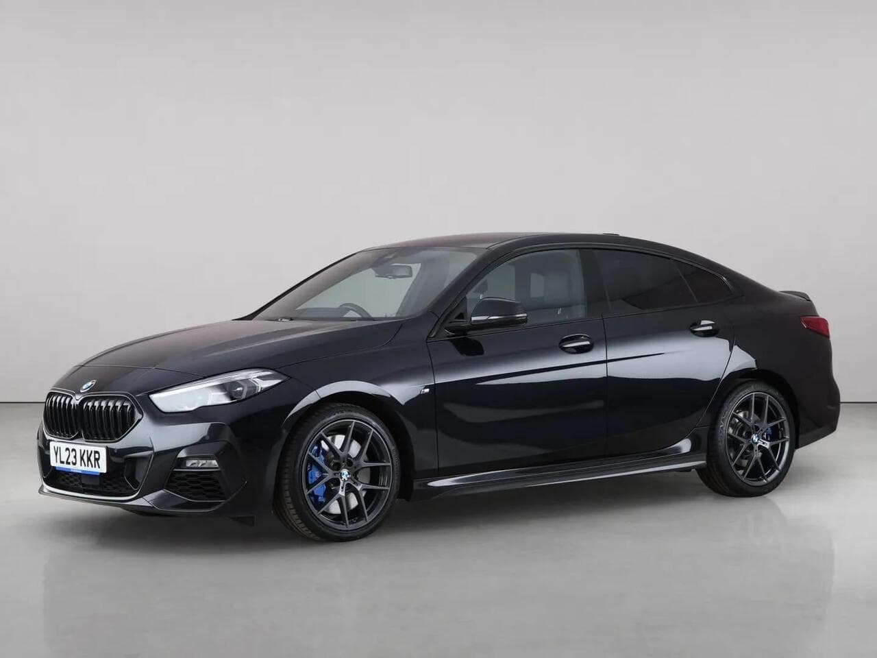 BMW 2 Series Gran Coupe thumbnail Front Left