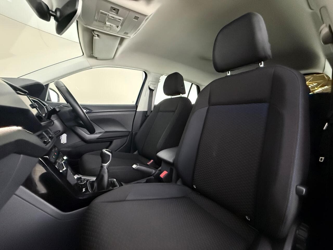 Volkswagen T-Cross thumbnail Seat Front Passenger