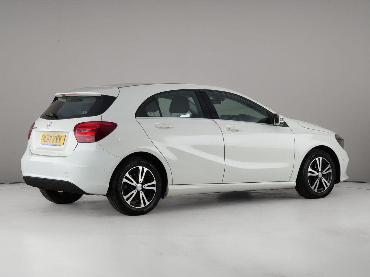 Mercedes-Benz A Class thumbnail Side Right
