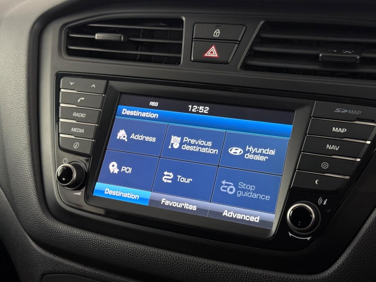 Hyundai i20 thumbnail Infotainment System