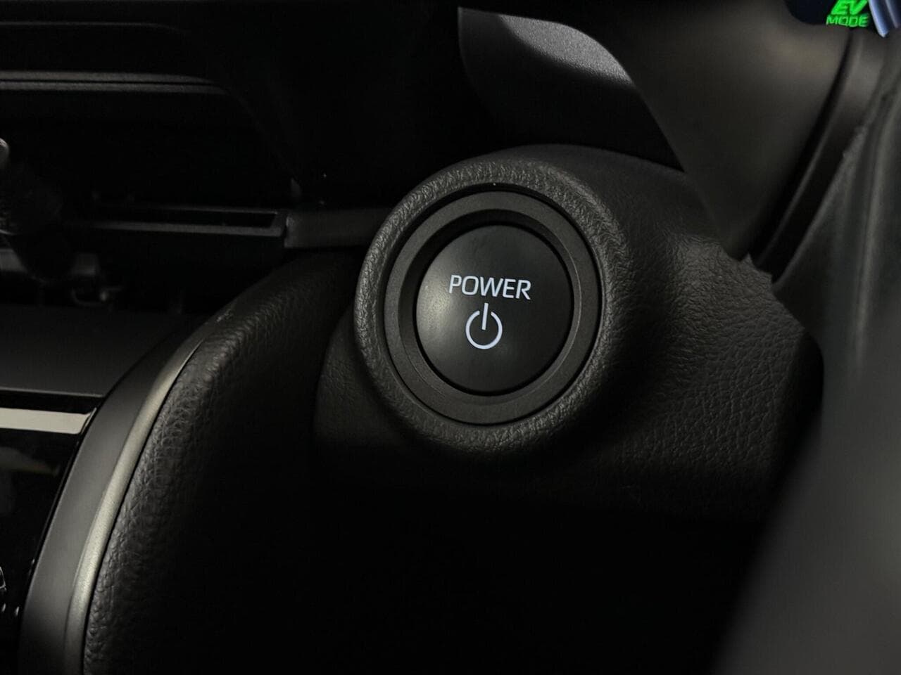 Toyota C-HR thumbnail Misc Controls