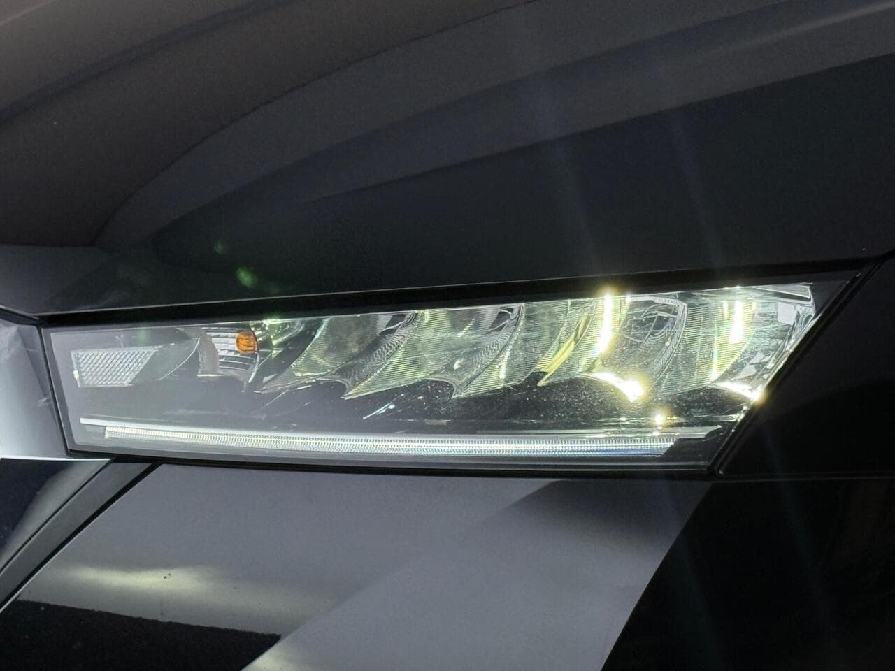 Skoda Octavia thumbnail Roof