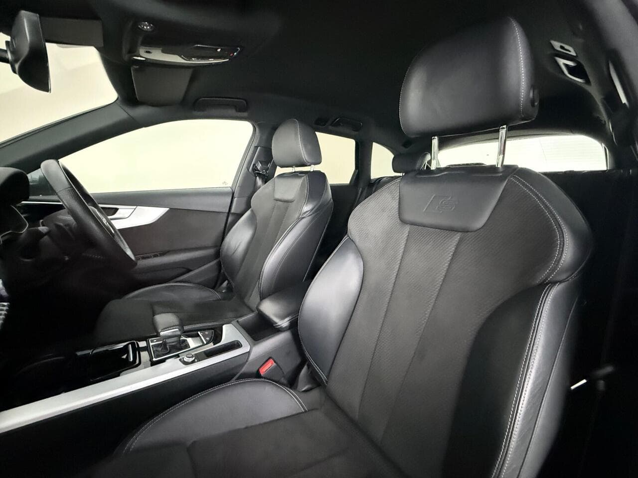 Audi A4 Avant thumbnail Seat Front Passenger
