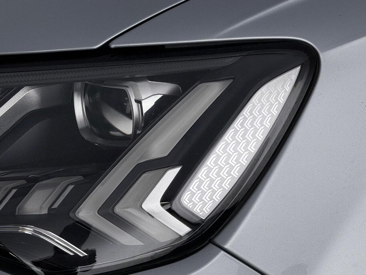 Audi Q7 thumbnail Inconclusive