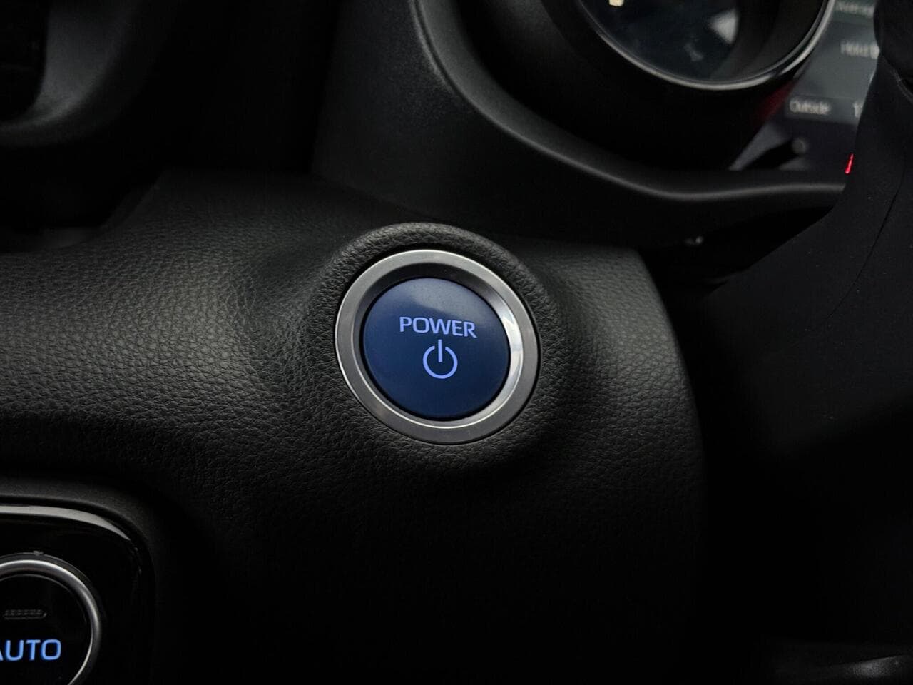 Toyota Yaris thumbnail Misc Controls