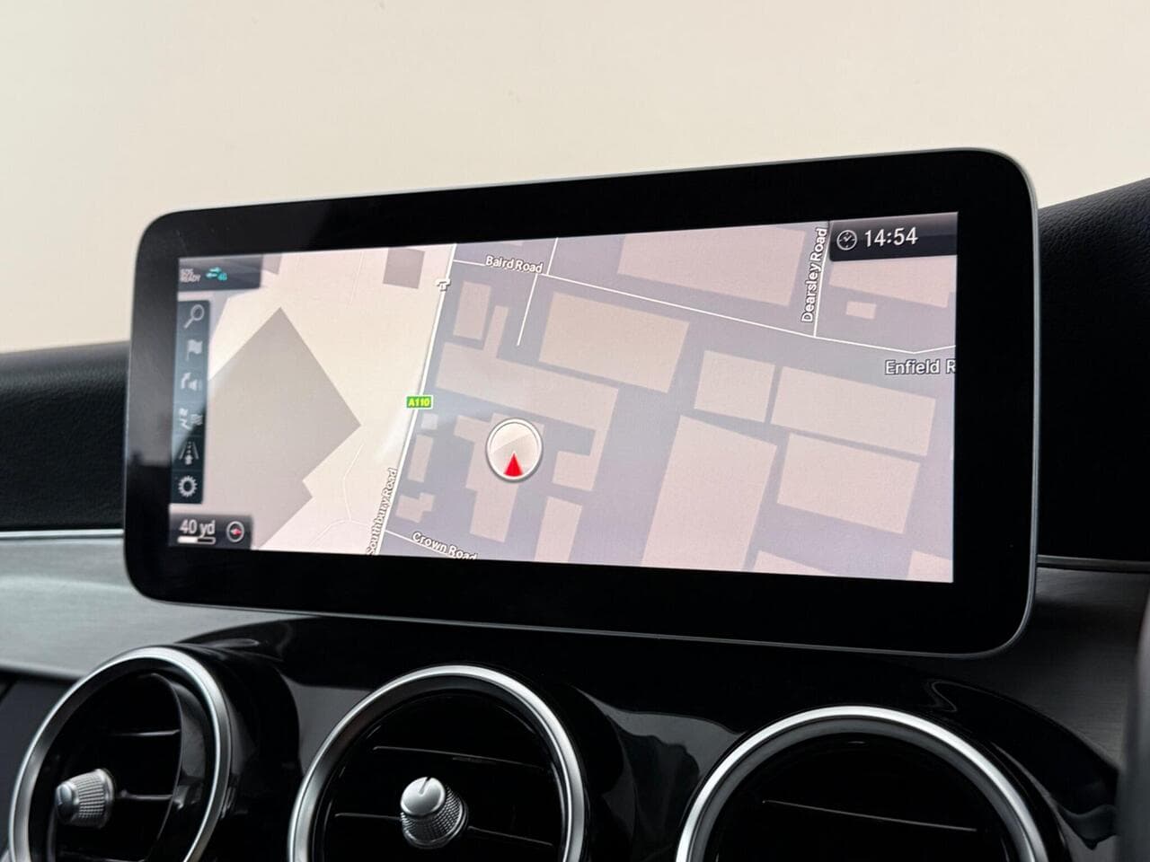 Mercedes-Benz C Class thumbnail Infotainment System