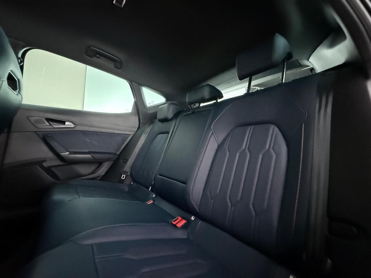 CUPRA Formentor thumbnail Seats Rear